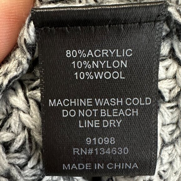 Anthropologie Sunday in Brooklyn Sarah Asymmetrical Sleeve Sweater Size Small - Picture 7 of 9